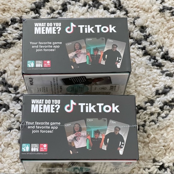 What Do You MEME? Tik Tok Edition New Sealed Adult Party Game For 2 Set. - Picture 2 of 5